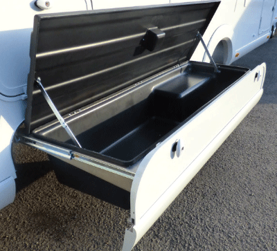 camping-car-haut-de-gamme-mercedes-rangements camping-car-haut-de-gamme-mercedes-rangements